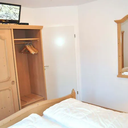 Ostseeallee 11 Nr 03 Apartment *